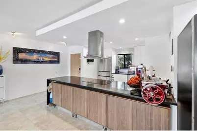 558 NE 199th Ter, Miami, FL 33179 - Photo 7