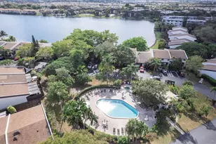 558 NE 199th Terrace, Miami, FL 33179 - Photo 33