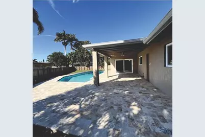 9720 NW 4 St, Pembroke Pines, FL 33024 - Photo 39