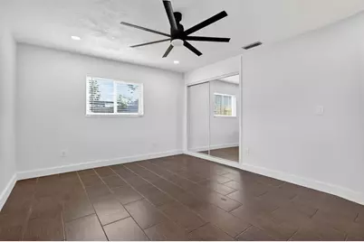 9720 NW 4 St, Pembroke Pines, FL 33024 - Photo 35