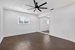 9720 NW 4th St, Pembroke Pines, FL 33024 - Photo 35