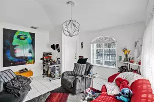 7456 W 34th Ct, Hialeah, FL 33018 - Photo 9