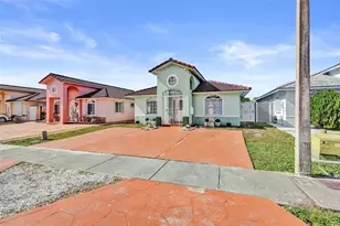 7456 W 34th Ct, Hialeah, FL 33018 - Photo 29