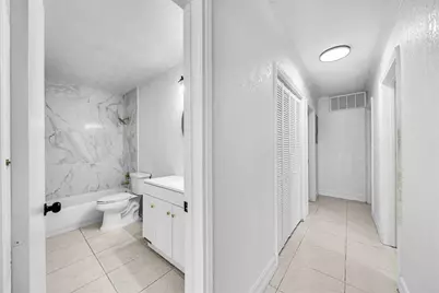 41 NE 45th Ct, Oakland Park, FL 33334 - Photo 9