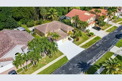 19775 NW 10th St, Pembroke Pines, FL 33029 - Photo 3