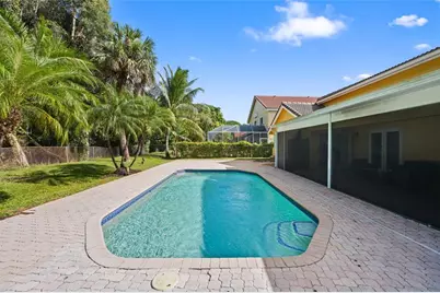 19775 NW 10th St, Pembroke Pines, FL 33029 - Photo 9