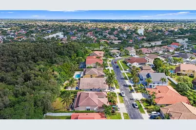 19775 NW 10th St, Pembroke Pines, FL 33029 - Photo 51