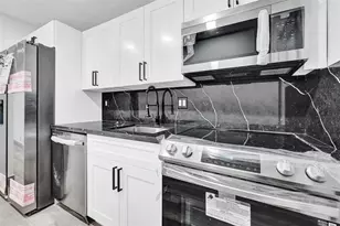 5310 NW 16th St, Lauderhill, FL 33313 - Photo 9