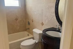 2555 NE 11th St, Fort Lauderdale, FL 33304 - Photo 7