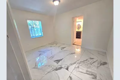 2217  Grant St, Hollywood, FL 33020 - Photo 7