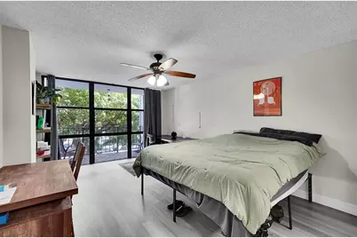 1000  Parkview Dr, Unit #306, Hallandale Beach, FL 33009 - Photo 19