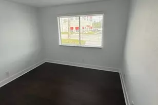 900 E Tiffany Dr, West Palm Beach, FL 33407 - Photo 11