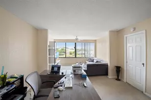 9783 N Belfort Cir, Tamarac, FL 33321 - Photo 13