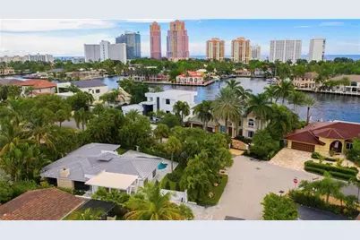 2201  Intracoastal Dr, Fort Lauderdale, FL 33305 - Photo 1