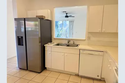 9064 NW 54th St, Unit #9064, Sunrise, FL 33351 - Photo 5