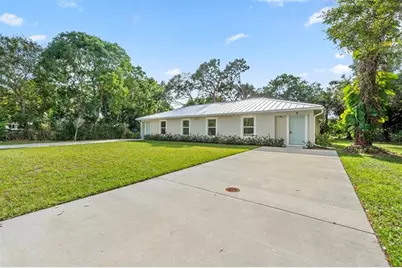 2703  Avenue G, Fort Pierce, FL 34947 - Photo 5