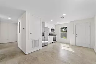 2703 Ave G, Fort Pierce, FL 34947 - Photo 9