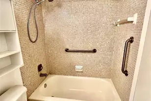 129 Mansfield D, Boca Raton, FL 33434 - Photo 5