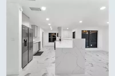 2021 NE 59th Pl, Fort Lauderdale, FL 33308 - Photo 7