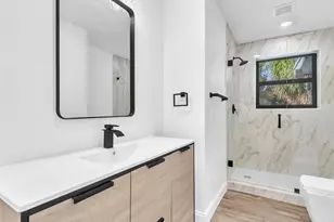 2021 NE 59th Pl, Fort Lauderdale, FL 33308 - Photo 21