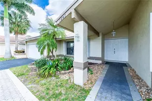 1260 NW 101st Ave, Plantation, FL 33322 - Photo 3