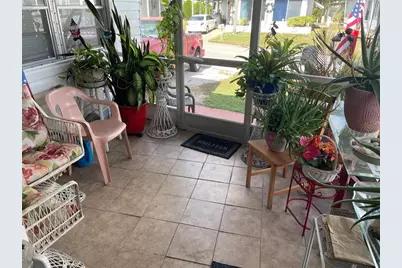 8620 SW 22nd St, Davie, FL 33324 - Photo 13