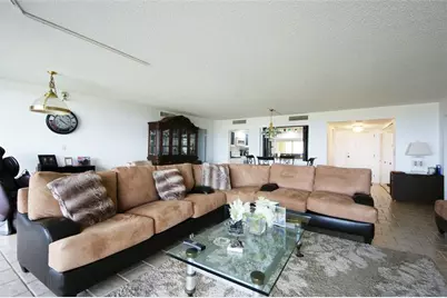 2480  Presidential Way, Unit #1103, West Palm Beach, FL 33401 - Photo 5