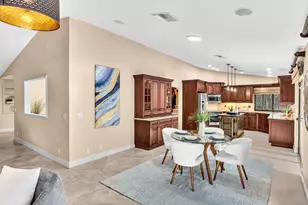 10320 NW 6th St, Coral Springs, FL 33071 - Photo 11