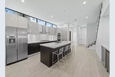 317 NE 15th Ave, Unit #317, Fort Lauderdale, FL 33304 - Photo 9