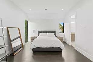 317 NE 15th Ave, Fort Lauderdale, FL 33304 - Photo 21