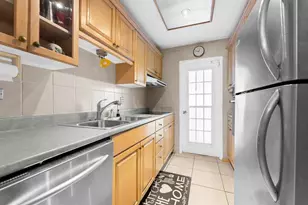 3131 S Ocean Dr, Hallandale Beach, FL 33009 - Photo 7