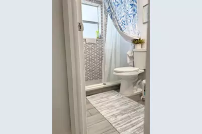 2950 W Sunrise Lks Dr, Unit #106, Sunrise, FL 33322 - Photo 7