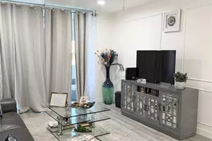 2950 W Sunrise Lks Dr Unit, Sunrise, FL 33322 - Photo 5