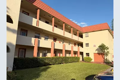 2950 W Sunrise Lks Dr, Unit #106, Sunrise, FL 33322 - Photo 9