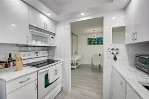 111 Briny Ave Unit, Pompano Beach, FL 33062 - Photo 7