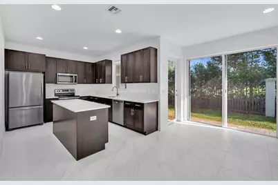 6947  Pines Circle, Unit #21, Coconut Creek, FL 33073 - Photo 5