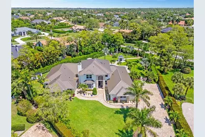 15995  Meadow Wood Drive, Wellington, FL 33414 - Photo 5