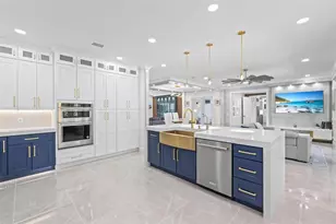 15995 Meadow Wood Dr, Wellington, FL 33414 - Photo 39