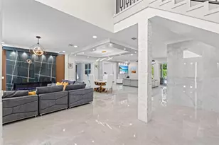 15995 Meadow Wood Dr, Wellington, FL 33414 - Photo 27