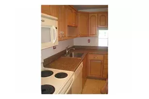 7901 S Colony Cir, Tamarac, FL 33321 - Photo 9