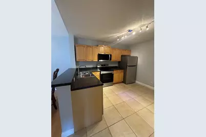 5681  Riverside Dr, Unit #203, Pompano Beach, FL 33067 - Photo 3