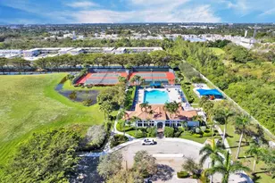 1546 Yellowheart Way, Hollywood, FL 33019 - Photo 41