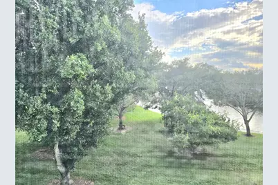 2305  Lucaya Lane, Unit #B4, Coconut Creek, FL 33066 - Photo 9