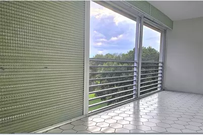 2305  Lucaya Lane, Unit #B4, Coconut Creek, FL 33066 - Photo 7