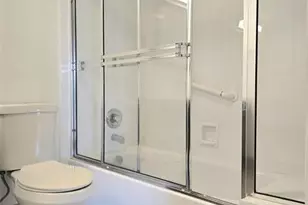 2305 Lucaya Ln, Coconut Creek, FL 33066 - Photo 13