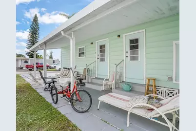 8517 SW 16th Pl, Davie, FL 33324 - Photo 13