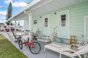 8517 SW 16th Pl, Davie, FL 33324 - Photo 13