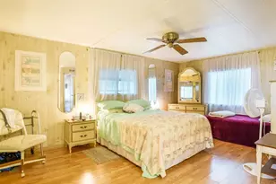 8517 SW 16th Pl, Davie, FL 33324 - Photo 5