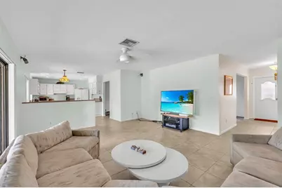 1803 NW 88th Way, Coral Springs, FL 33071 - Photo 15