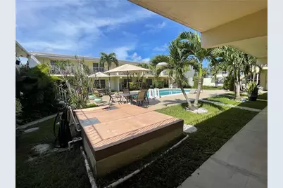 1012 SE 15th Street #5, Fort Lauderdale, FL 33316 - Photo 1